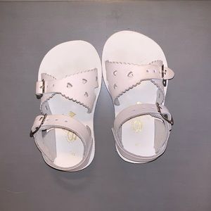 Toddler girls white sandals